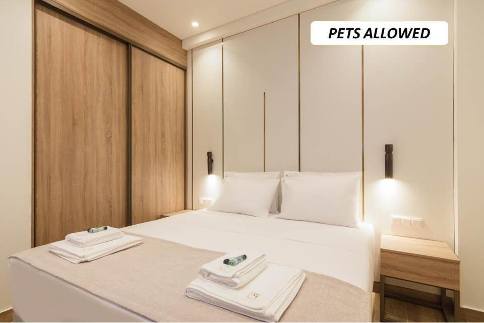 Socrates Fully Equipped Apartments With Unique Design Athens Luaran gambar